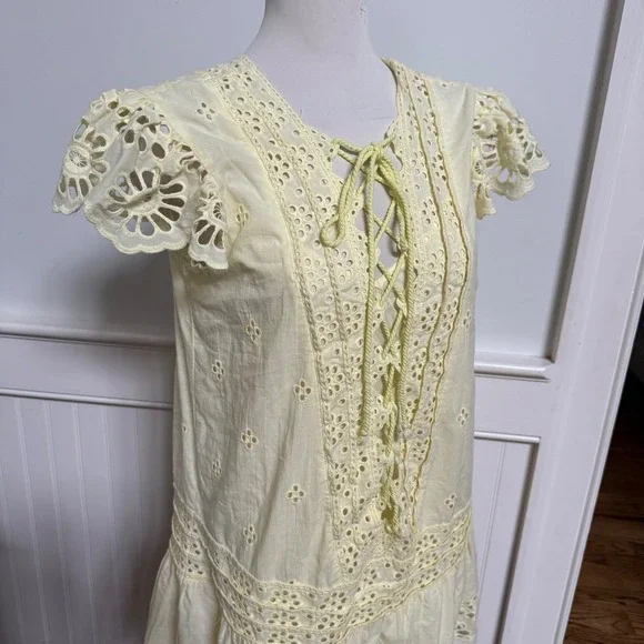 NWT Free People Eyelet Lace Mini Dress Pale Yellow Lace Up Open Back XS - Picture 2 of 7